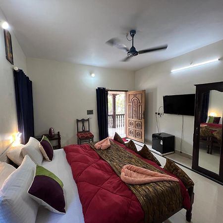 Mohans Ayurvedic Beach Resort Варкала Экстерьер фото