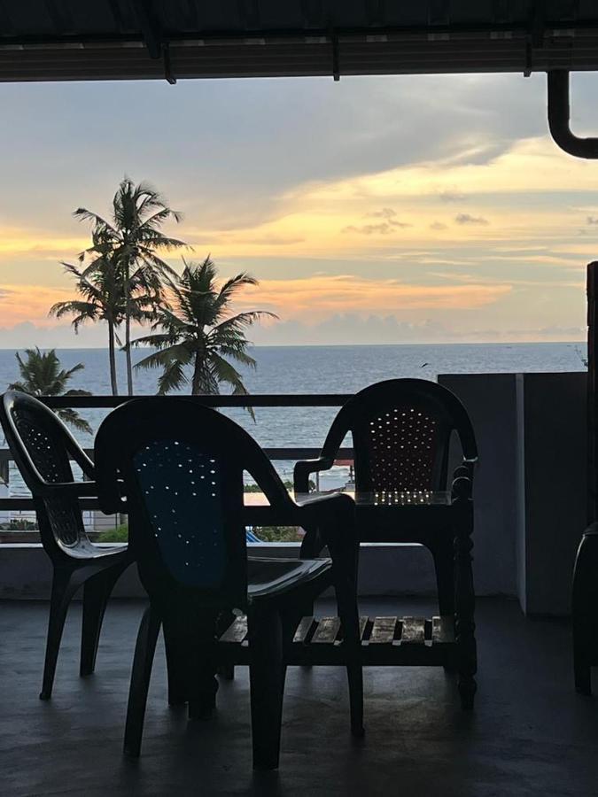 Mohans Ayurvedic Beach Resort Варкала Экстерьер фото