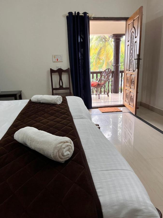 Mohans Ayurvedic Beach Resort Варкала Экстерьер фото